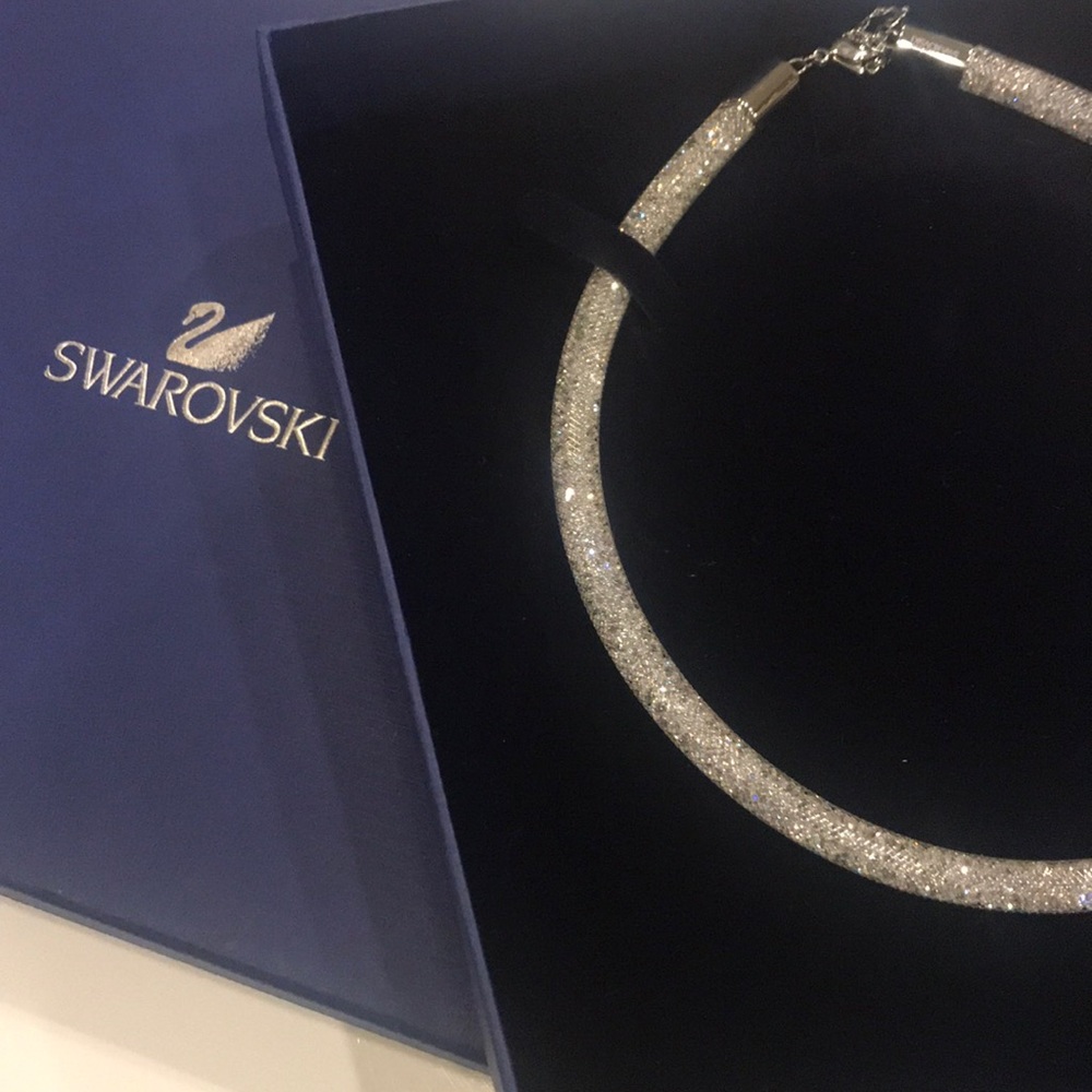 Swarovski crystal necklace BNWOT